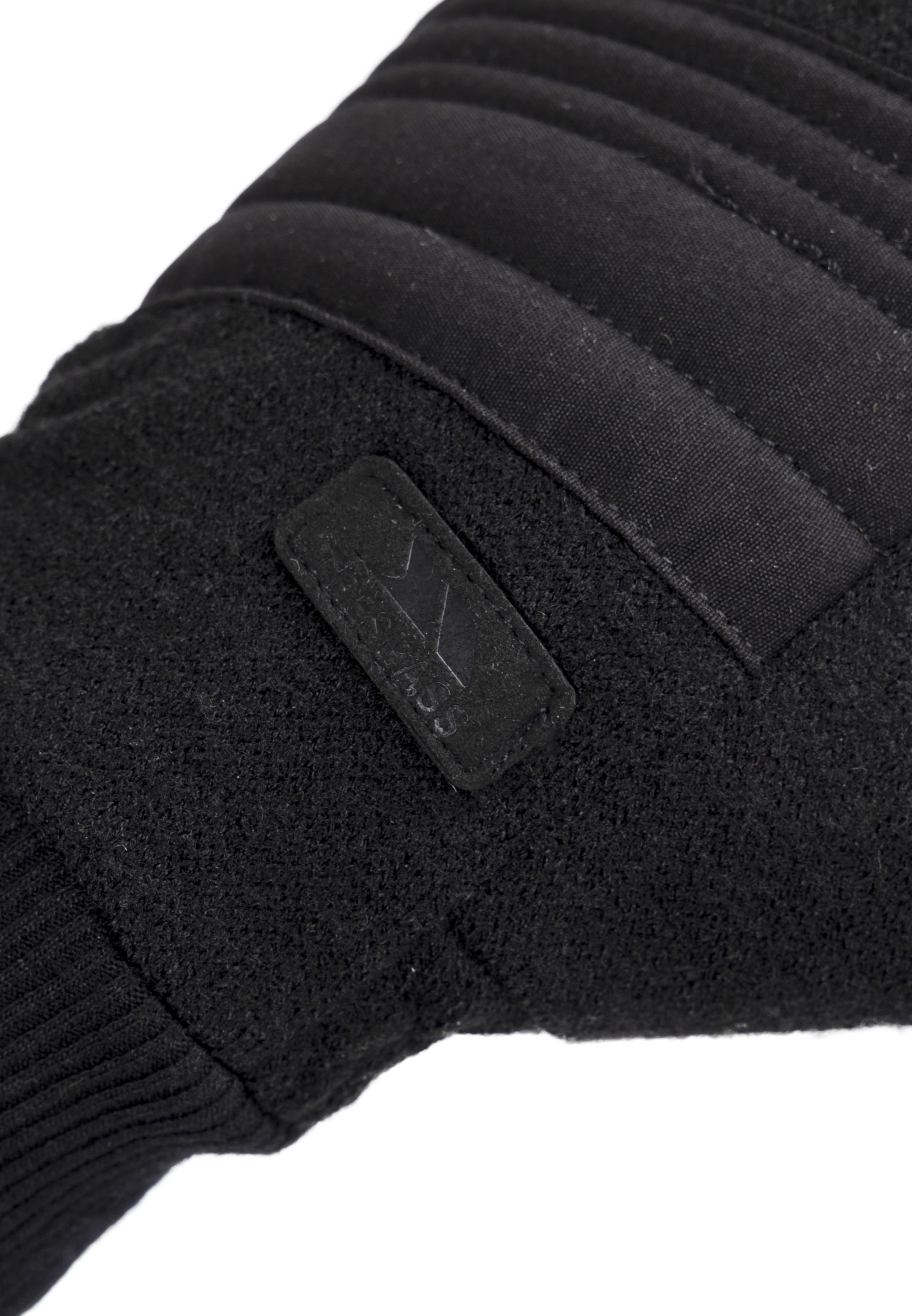 Handske Douglas, herre, Black