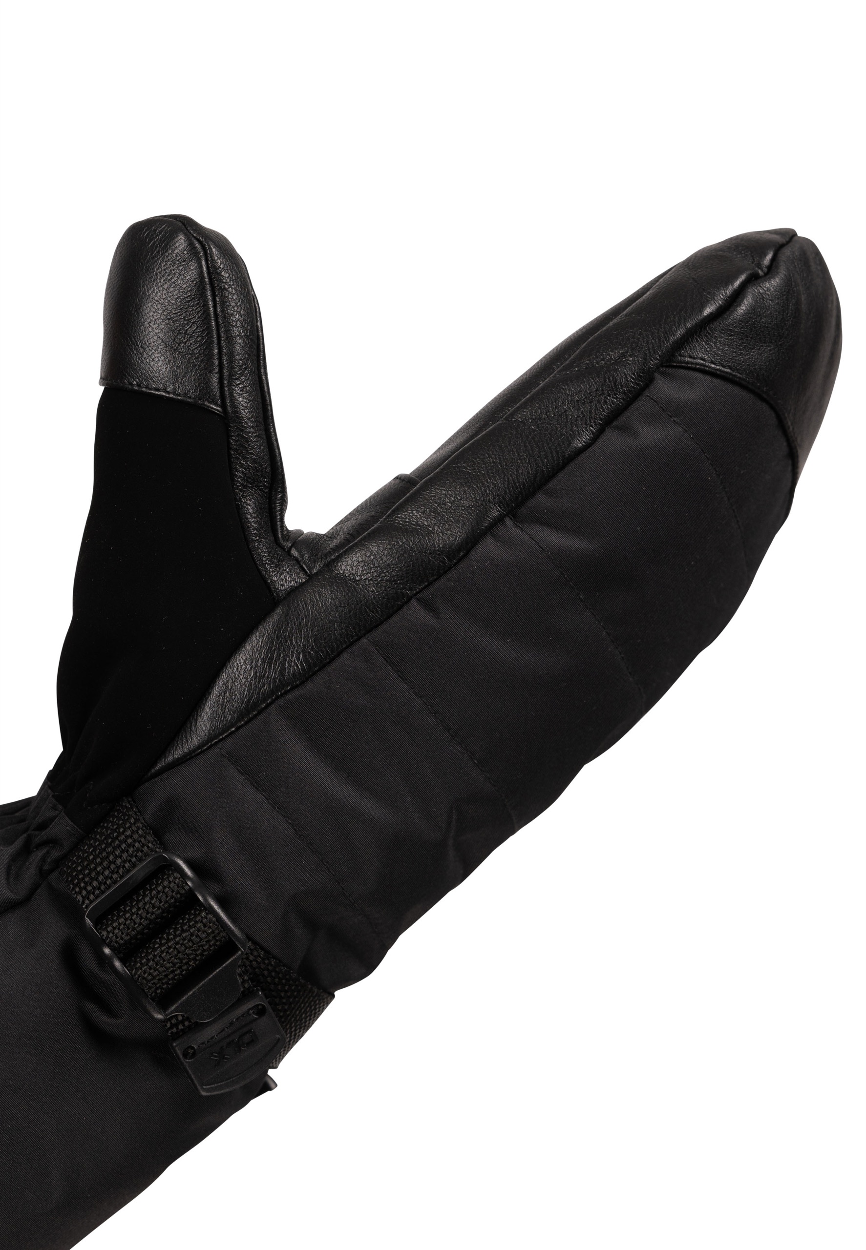 Luffe Thoren, Black